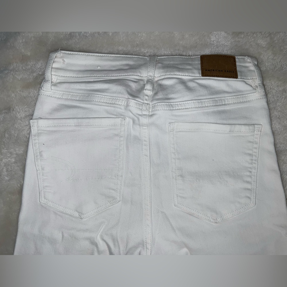 American Eagle Outfitters Crisp White Denim Boot Cut Jeans - Picture 4 of 8